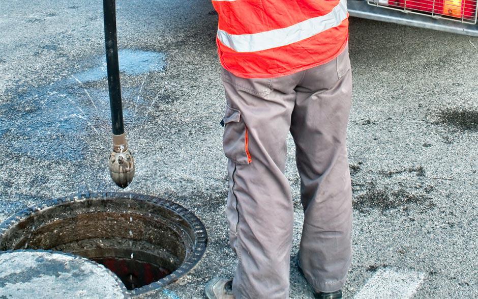 societe pour deboucher canalisation Menucourt